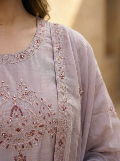 GIRRA – Dusty Mauve Heritage Luxe Kurta Set