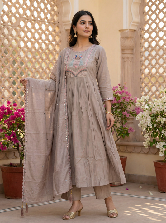 GIRRA – Taupe Blush Heritage Luxe Kurta Set